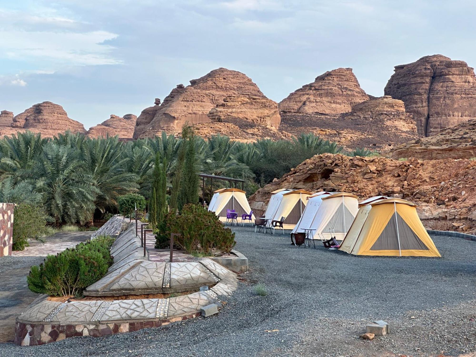Rural tents Naseem الخيمةالريفيةAlouzaib العلا المظهر الخارجي الصورة