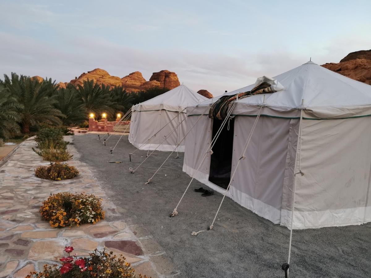 Rural tents Naseem الخيمةالريفيةAlouzaib العلا المظهر الخارجي الصورة